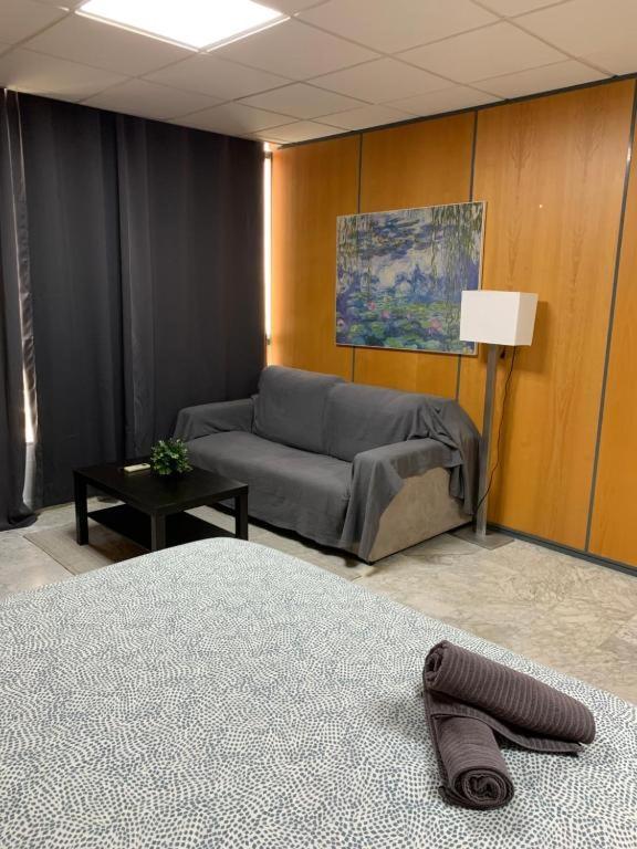 Boutique Living Soho Apartment มาลากา ภายนอก รูปภาพ