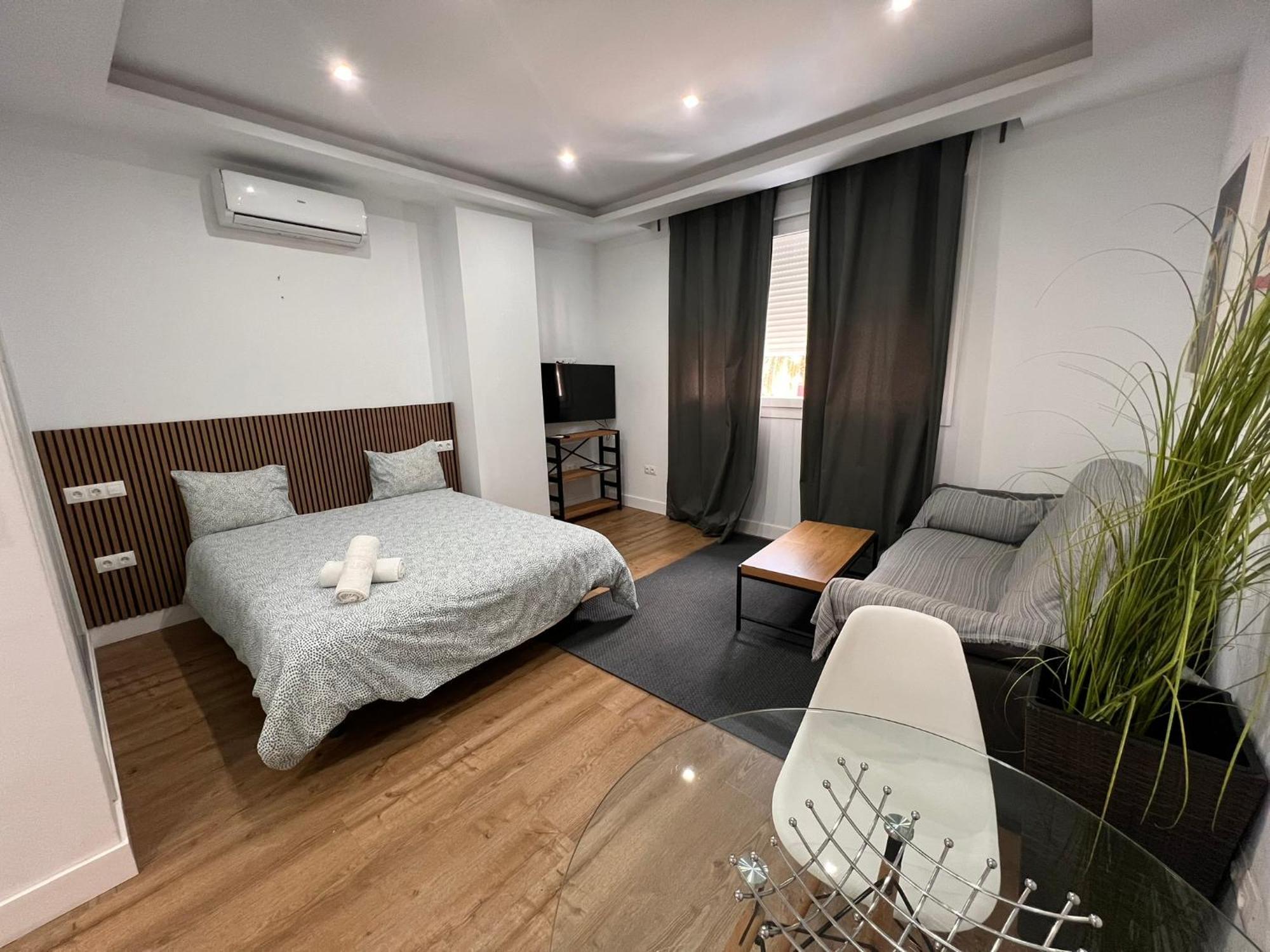 Boutique Living Soho Apartment มาลากา ภายนอก รูปภาพ